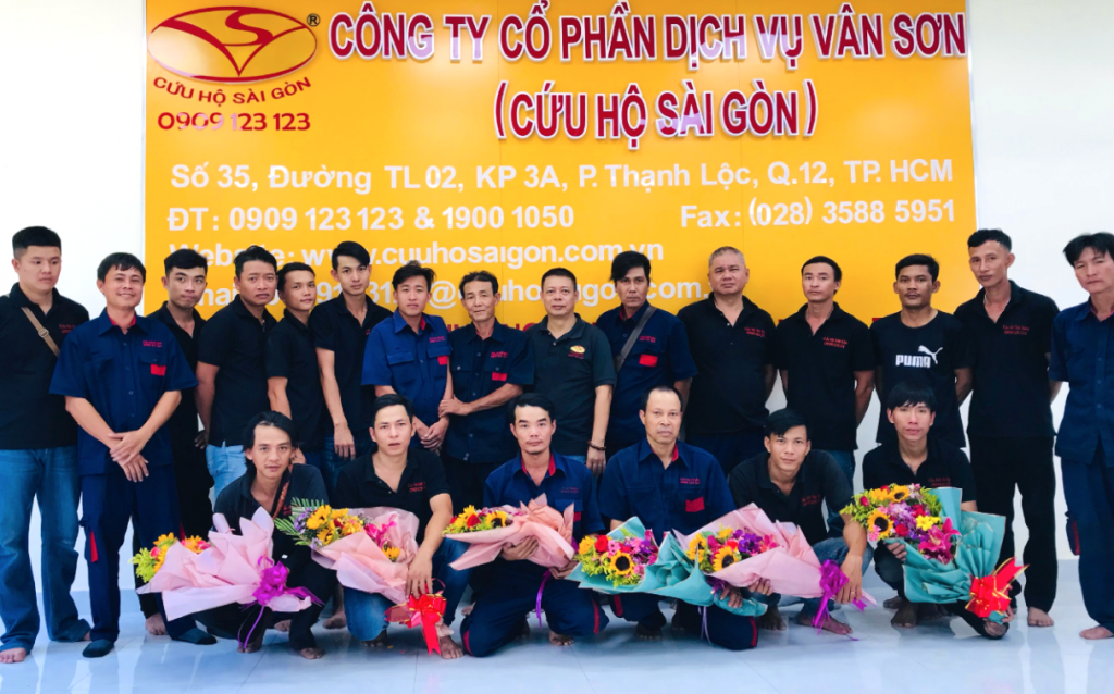 Toàn Thể Công Ty Cổ Phần Dịch Vụ Vân Sơn